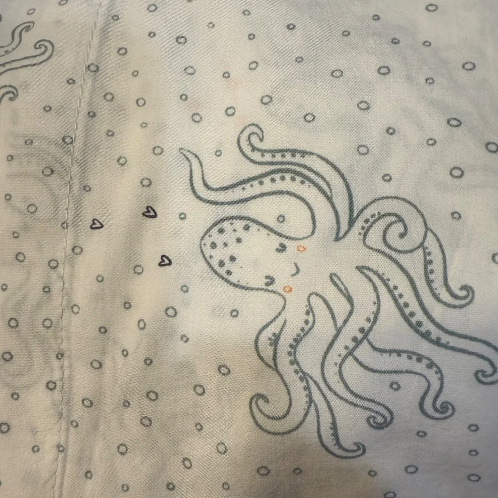 Crate & Barrel Land of Nod Octopus Aquatic Life toddler sheet set